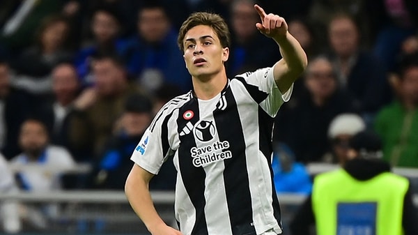 Maaşını dörde katladı.