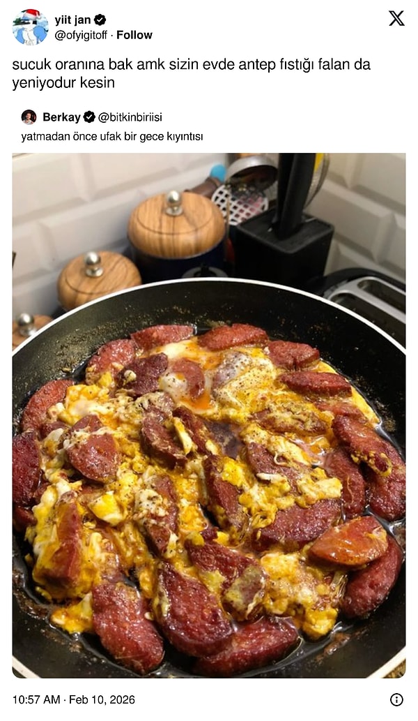 Yumurtalı sucuk olmuş bu.