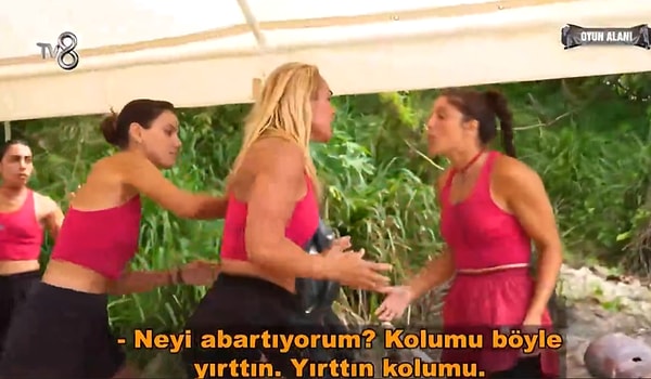 Survivor 2026 Ünlüler ve Gönüllüler konseptiyle başlamıştı.