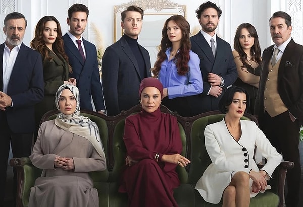 Yapımın senaryosu şu ana kadar Hasan Burak Kayacı, Kemal Çelik ve Hakan Kandal tarafından kaleme alınıyordu.