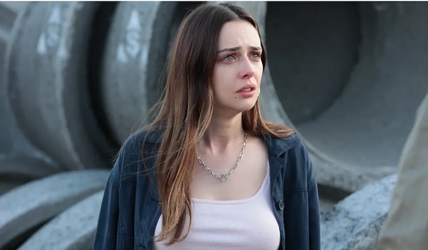 Genç oyuncu Afra Karagöz, Kızılcık Şerbeti kadrosuna dahil oluyor.