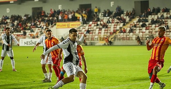 Misafir takım seyircisi için bilet 5 kuruş olarak belirlendi.