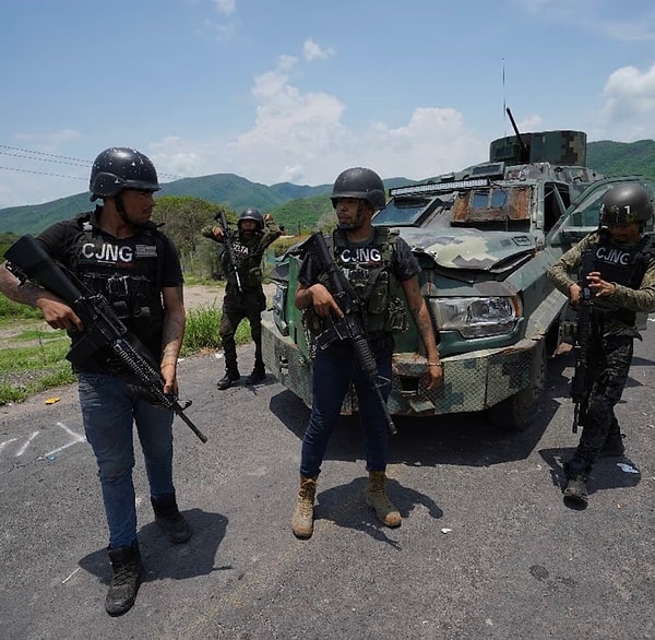 The CJNG has clashed not only with the police, but also with its rival, the Sinaloa Cartel.