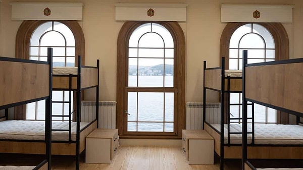 Türkiye'deki pansiyonlu okullara yönelik yeni bir düzenleme yapılacak. Açıklama Milli Eğitim Bakanı Yusuf Tekin'den geldi.