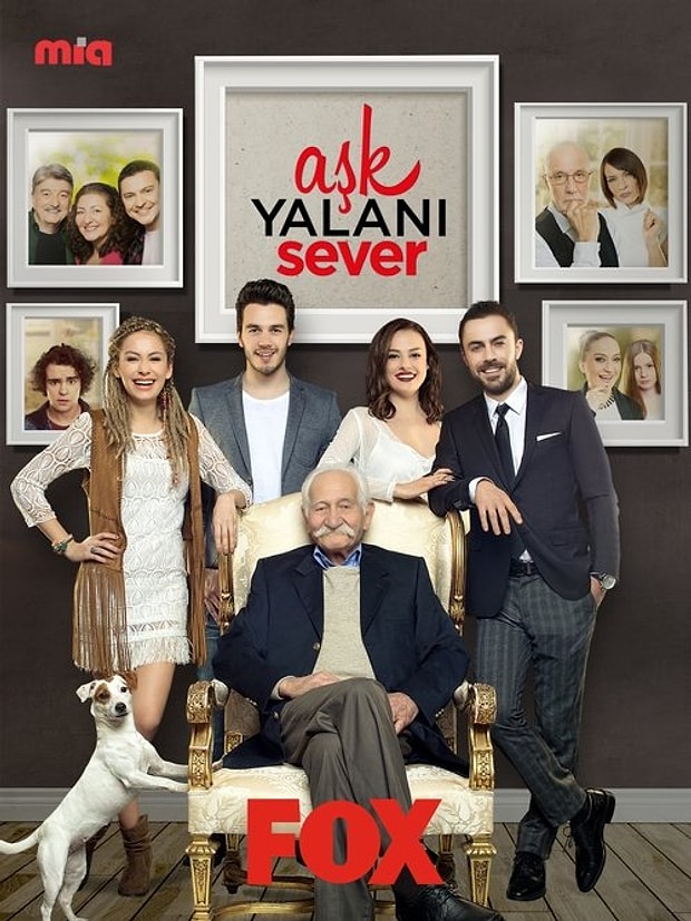 Aşk Yalanı Sever Posteri