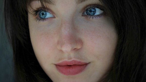 Beden dili ve özgüven, ilk saniyede algıyı belirliyor.