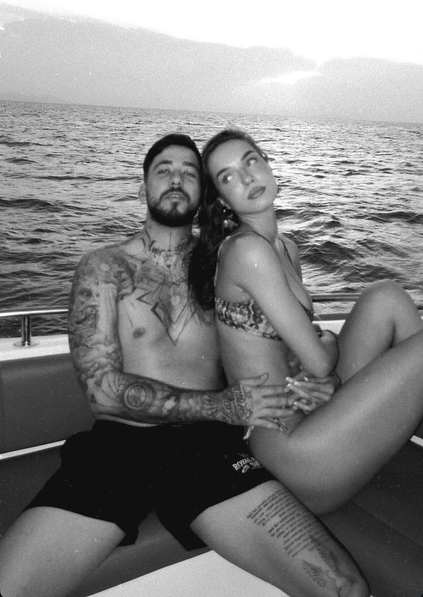 Aşk iddialarının ardından Mahmut Orhan'ın gönlünü Rus model Daria Iakubchik’e kaptırdığı söylentileri kısa sürede yayıldı.