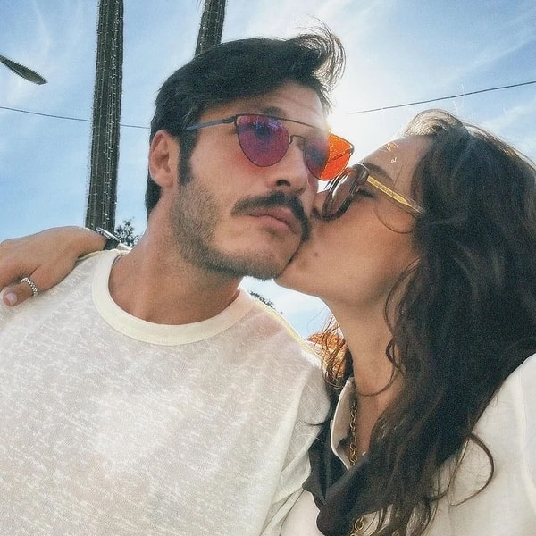 Ayaklıgazete'nin iddiasına göre, Hafsanur Sancaktutan ve Kubilay Aka'nın ilişkisinin ihanet yüzünden bittiği söylendi.