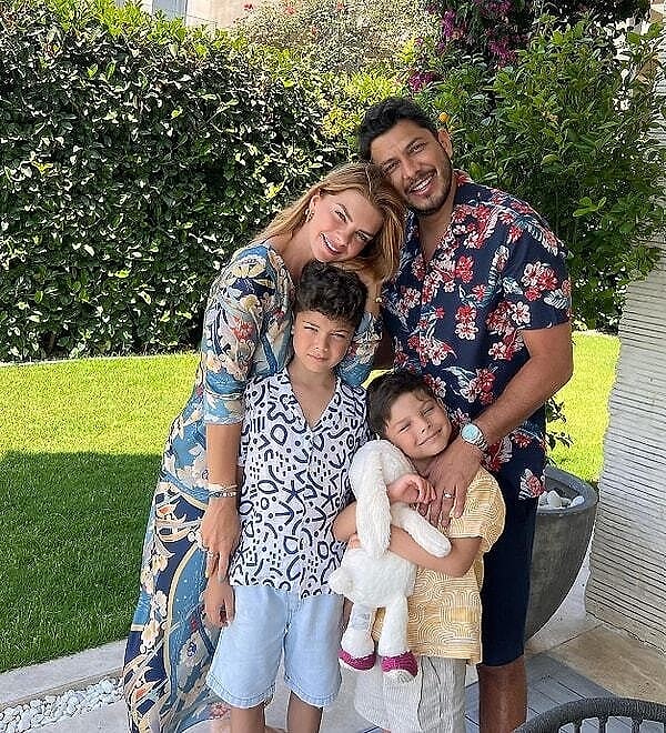 Pelin Karahan, yıllardır hayatımızda olan, güzelliğiyle ayrı oyunculuğuyla ayrı konuşulan isimlerden biri.