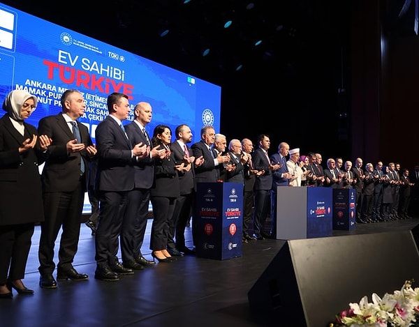 TOKİ’nin 500 bin konut projesi için 5 milyondan fazla kişi başvuru yapmıştı.