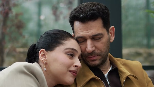 Televizyon ekranlarında cumartesi akşamlarının reyting yarışı yine dikkat çekti.