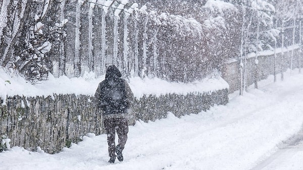 9 il için de kar ve sağanak yağış uyarısı geldi.