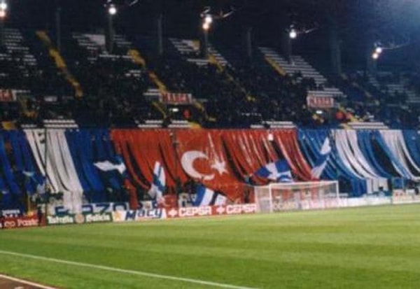 İspanya'nın Los Turcos lakaplı takımı Deportivo, Türkiye'ye selam göndermeyi sürdürüyor.