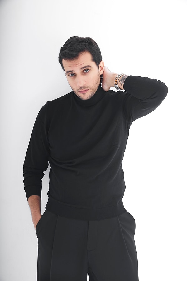 Fırat Altunmeşe, Delikanlı dizisinin kadrosuna dahil oldu.