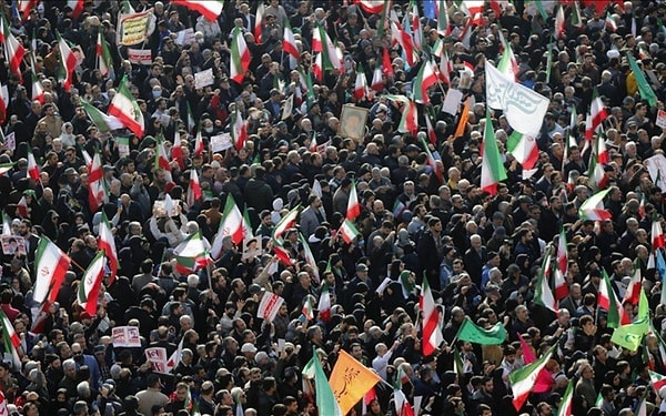 Kürt grupları için ayrı parantez açıldı.