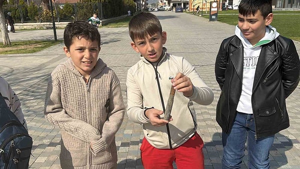 İznik Gölü kıyısında top mermisi bulundu.