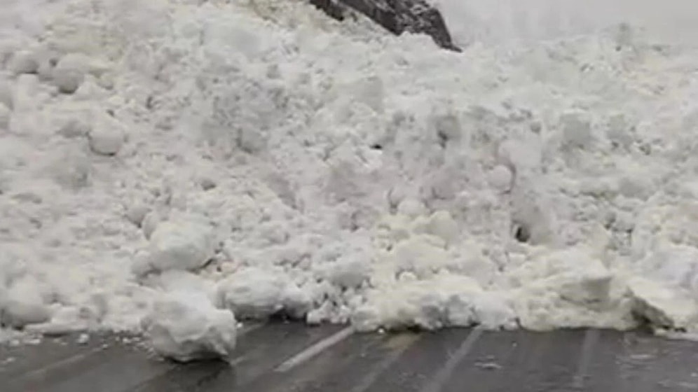 Avalanche in Hakkari's Cukurca District Caught Second by Second