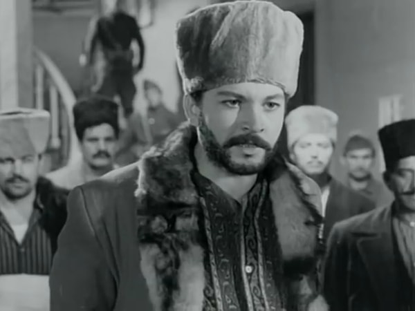 8. Bir Millet Uyanıyor