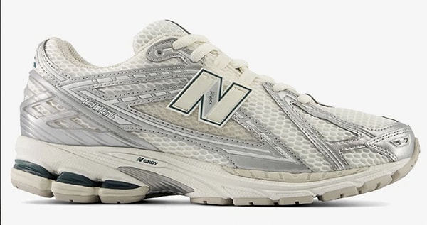 Sokak stilinin yeni lideri: New Balance 1906R!