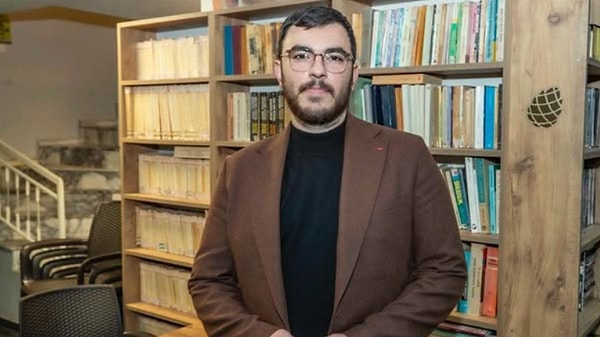 İsmail Arı Hangi Gazetenin Muhabiri?