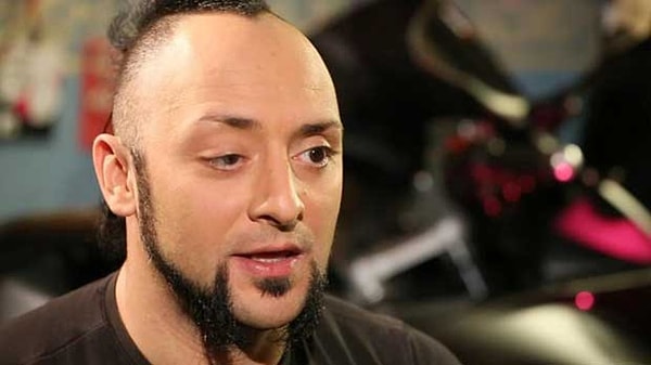 Profesyonel bir paraşütçü!