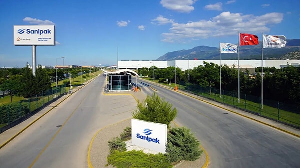 Türkiye’nin en bilinen markalarından olan ve hemen hemen her markette bulunan Selpak ve Solo gibi markalar satılıyor.