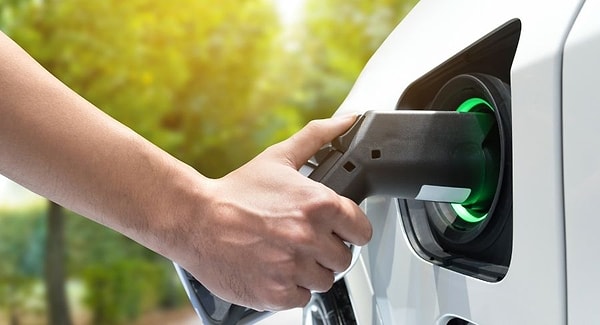 Şarj ağının genişletilmesi, daraltılması ve işletilmesine ilişkin süreçler de yeniden düzenlendi.