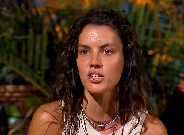 Survivor 2026'nın en çok konuşulan konularından biri Sercan'ın Deniz'e olan duyguları oldu.