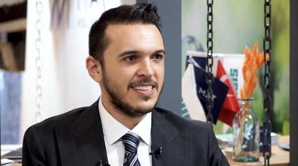 Mustafa Tari Kimdir?