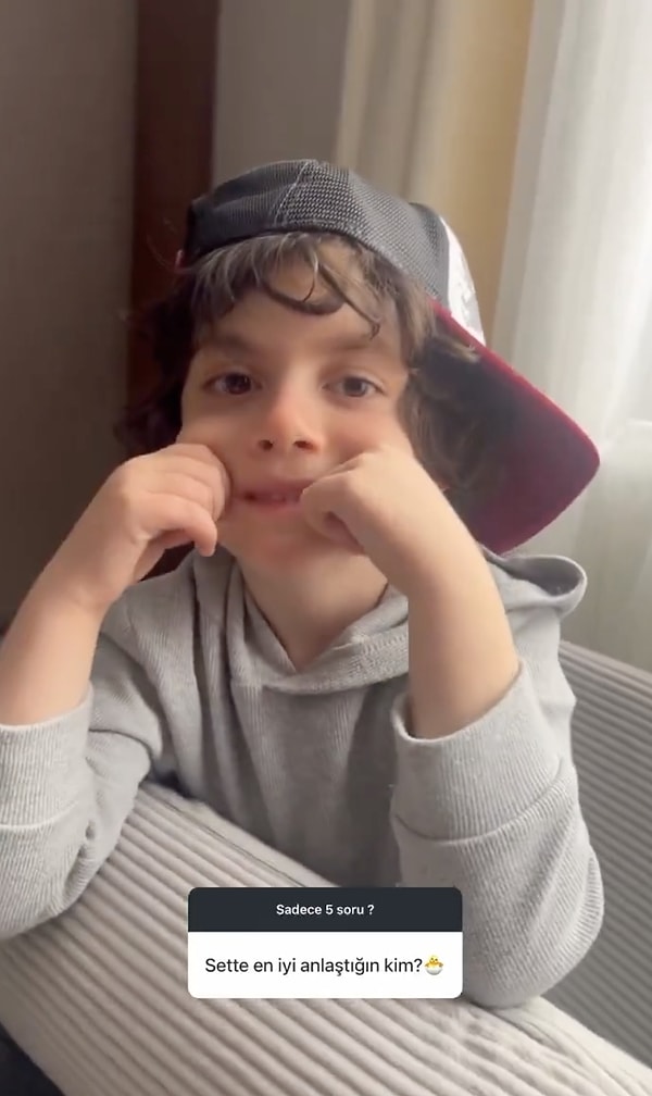 Uzak Şehir'de Deniz Cihan'ı canlandıran çocuk oyuncu Kuzey Gezer, set itirafıyla gündem oldu.