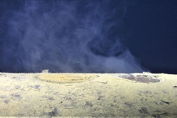 Korozyon riski nükleer başlıkların durumunu gündeme getirdi.