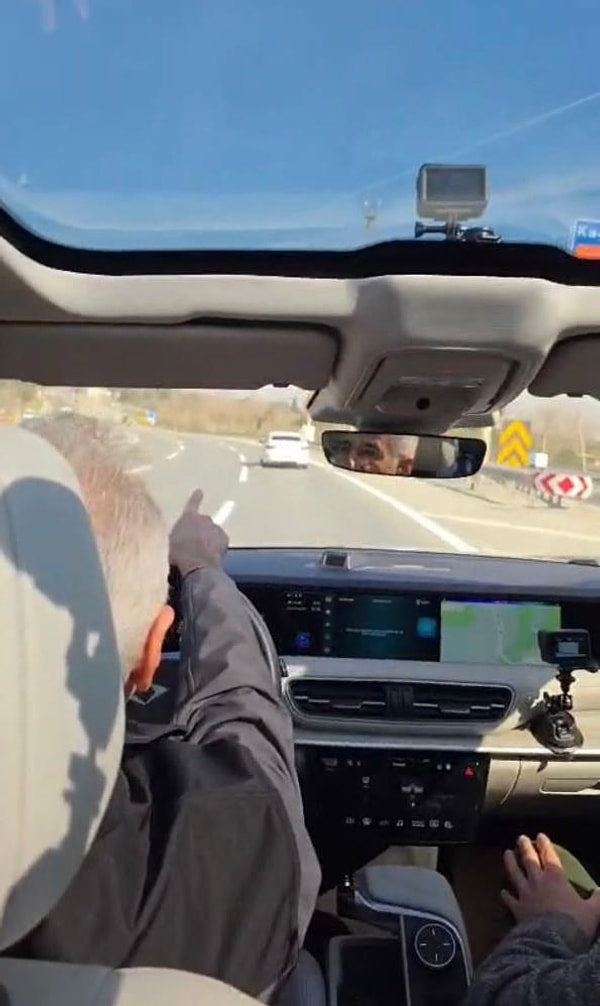 Ulaştırma ve Altyapı Bakanı Abdulkadir Uraloğlu, Kooperatif Akıllı Ulaşım Sistemleri (K-AUS) Test ve Uygulama Koridorunun lansman ve test başlangıç töreninde konuştu.