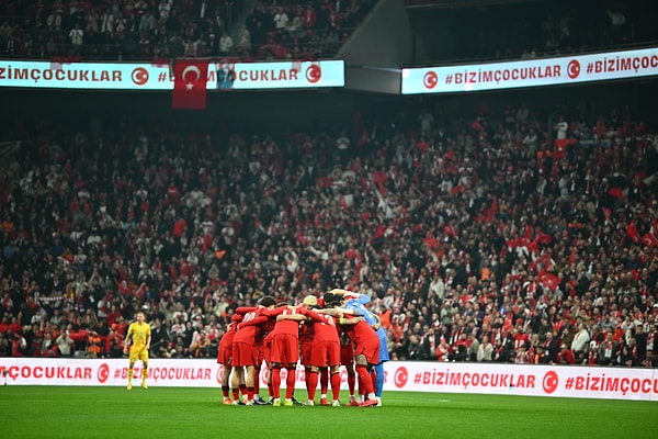 Tüm Türkiye, salı akşamı oynanacak Kosova-Türkiye mücadelesini büyük bir merakla bekliyor.