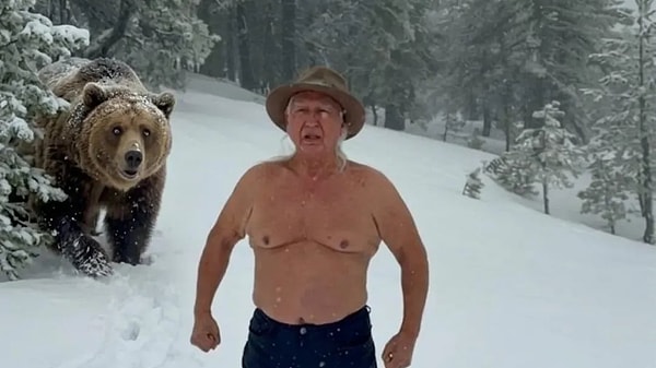 Ünlü akademisyenin paylaştığı diğer fotoğraflar şöyle;