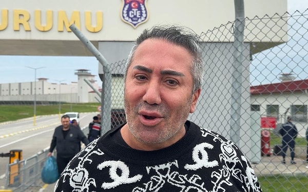 "Özgür yaşayalım ya! Anayasal haklarım neyse, onlarla yaşamak istiyorum."