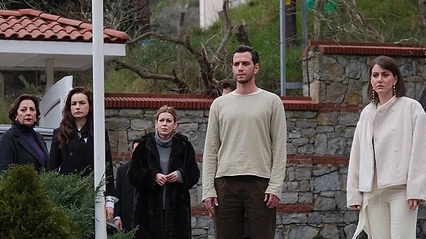 6. Yeraltı'nın aksine Kıskanmak dizisinde flaş bir ayrılık yaşandı.