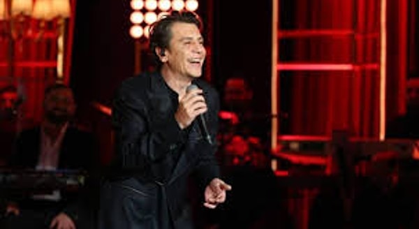 Ersay Üner'in Kariyer Hayatı