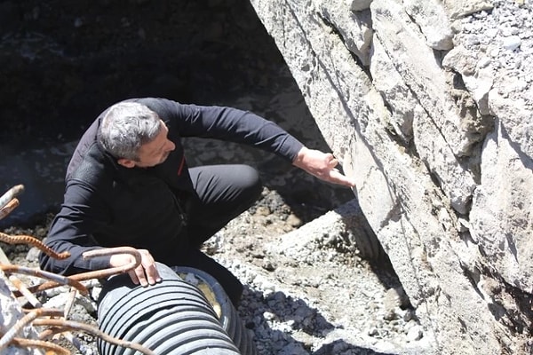 Yerinde, doğru koşullarda gelecek nesillere aktarılacak.