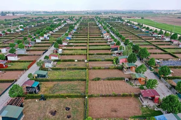 Son günlerin en çok konuşulan konularından APP plakalar ve hobi bahçeleri konusunda yeni düzenlemeler geliyor.