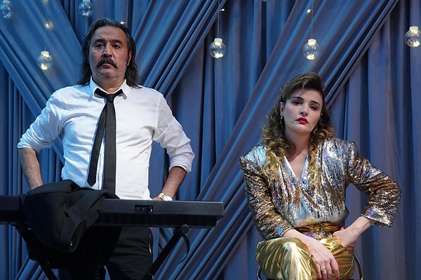 17 Nisan'da gösterime girecek Başıbozuklar filminin dün akşam galası yapıldı.