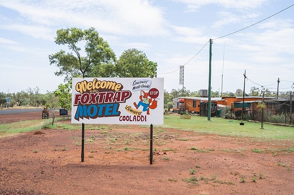 400 bin dolara kasaba sahibi olmak mümkün, üstelik içinde otel de var