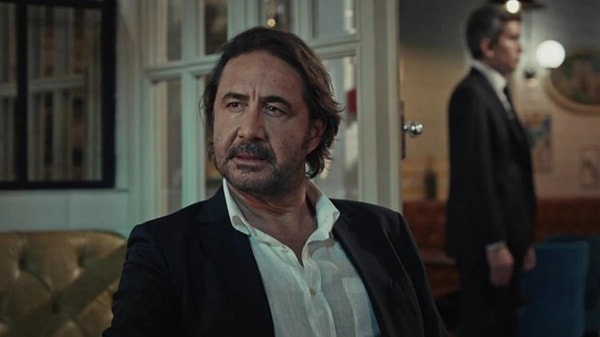 Son olarak dijital platformda izleyiciyle buluşan "Mezarlık" dizisinin ikinci sezon çekimlerini tamamlayan Meriçliler, vakit kaybetmeden yeni setine geçiş yaptı.