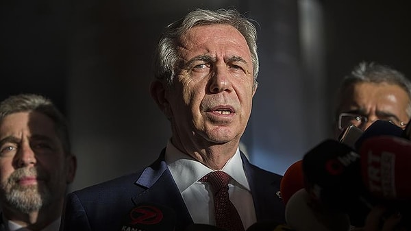 Mansur Yavaş’tan CHP’li belediyelere düzenlenen operasyonlara tepki gösterdi.