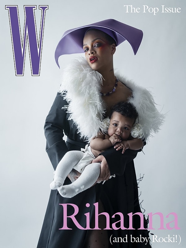 Previously spotted on the street with her daughter, Rihanna this time took it upon herself to share the first glimpse of her daughter's face.