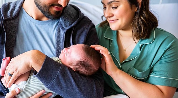 TBMM Genel Kurulu, doğum izni ve sosyal medyaya 15 yaş düzenlemesini de içeren, 'Sosyal Hizmet Kanunu ve Bazı Kanunlarda Değişiklik Yapılmasına Dair Kanun Teklifi'ni görüşmek üzere Meclis Başkanvekili Celal Adan başkanlığında toplandı.