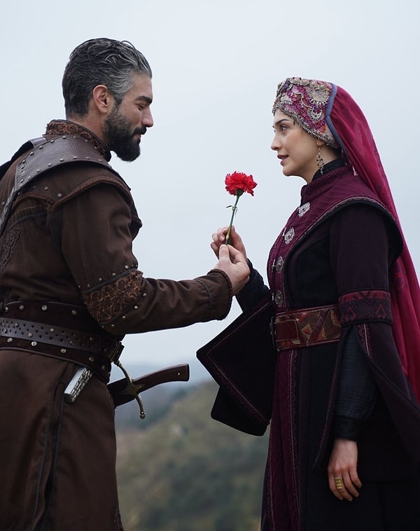 Uzun süredir özel hayatıyla ilgili sessiz kalan Şükrü Özyıldız hakkında bu kez oldukça iddialı bir söylenti ortaya atıldı!