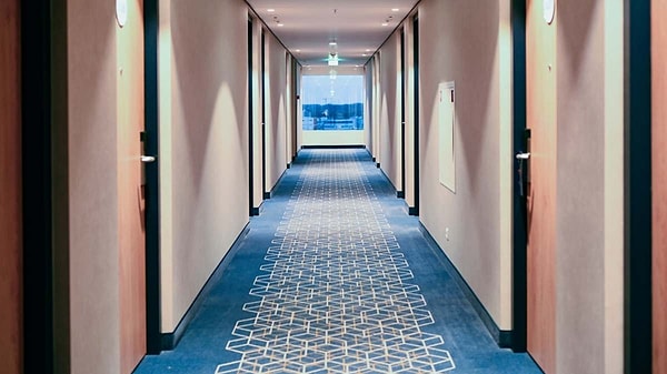 Asıl neden estetik değil, yoğun kullanım izlerini saklamak