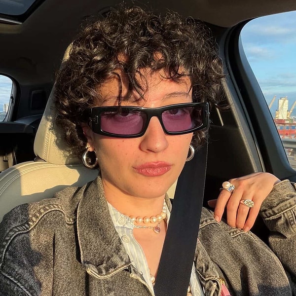 Başarılı kariyeriyle konuştuğumuz Melike Şahin bu kez imaj değişikliğiyle gündemde!