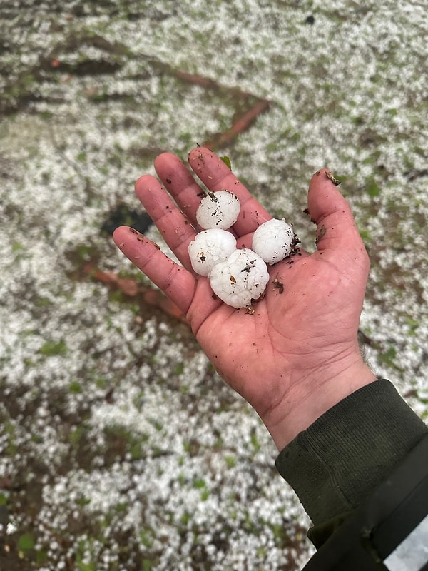 Güneydoğu’nun en kalabalık kentlerinden Gaziantep, akşam saatlerinde kelimenin tam anlamıyla "beyaz kabusu" yaşadı.