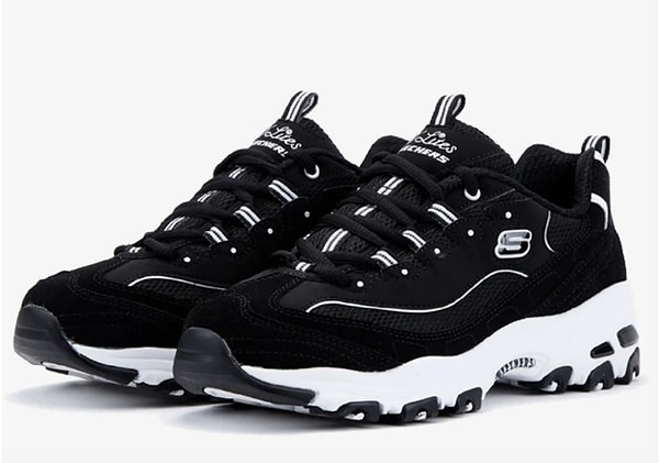 Skechers D'Lites Spor Ayakkabı, annenize yürüyüşlerinde üstün konfor sağlıyor.
